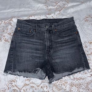 Levi’s women’s black cut off frayed hem jean shorts